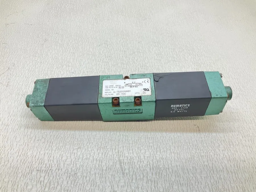 Электромагнитный клапан Numatics 152SS500M 225-372B 24 VDC Solenoid Pneumatic Va