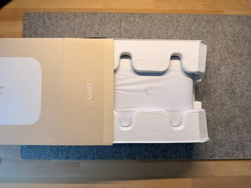 Точка доступа Wi-Fi Ubiquiti UniFi U7 Outdoor WiFi 7 Access Point White UBNT U7-