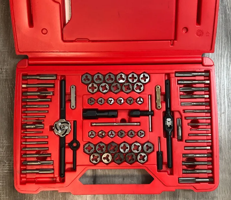 Режущий инструмент Snap-On Tools TDTDM500A 76-Piece Master Tap & Die Set w/ Case — фото лота 1
