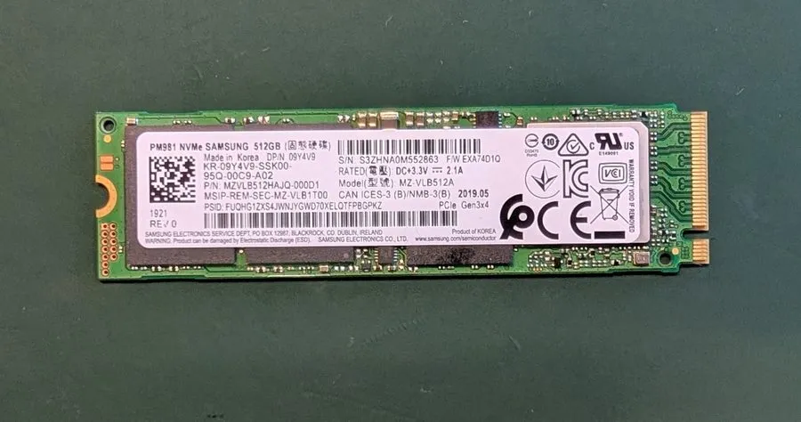 SSD-накопитель 512GB NVMe PCIe M.2 2280 SSD Samsung PM981 94% 97% Health