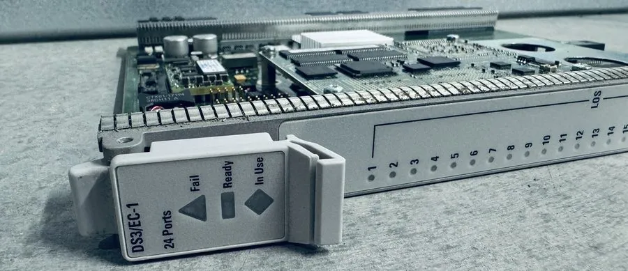 Операторское оборудование NTK543NAE5 06 CIENA NORTEL OME 6500 24-PORT DS3/EC-1 M