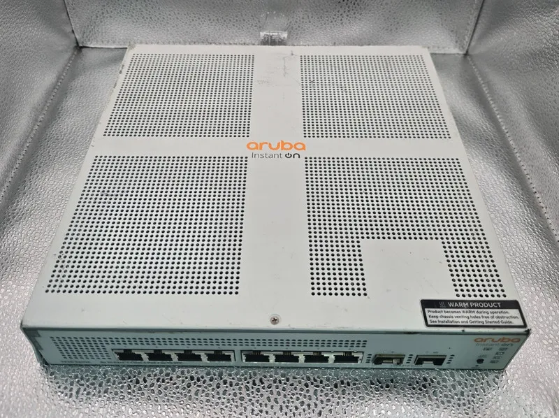 Коммутатор HPE Aruba Instant On 1930 JL681A 8-Port PoE+ 124W Managed Switch
