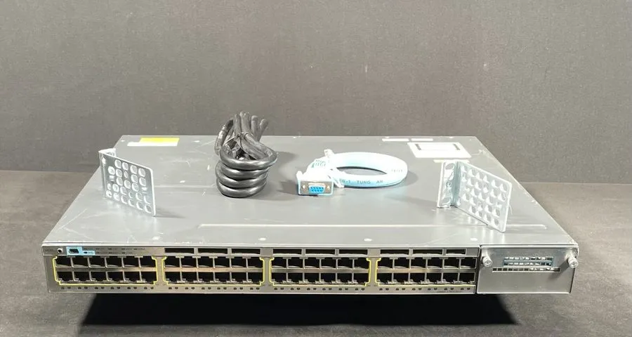Коммутатор Cisco WS-C3750X-48T-E 48-Port Gigabit 3750X Switch With C3KX-NM-10G