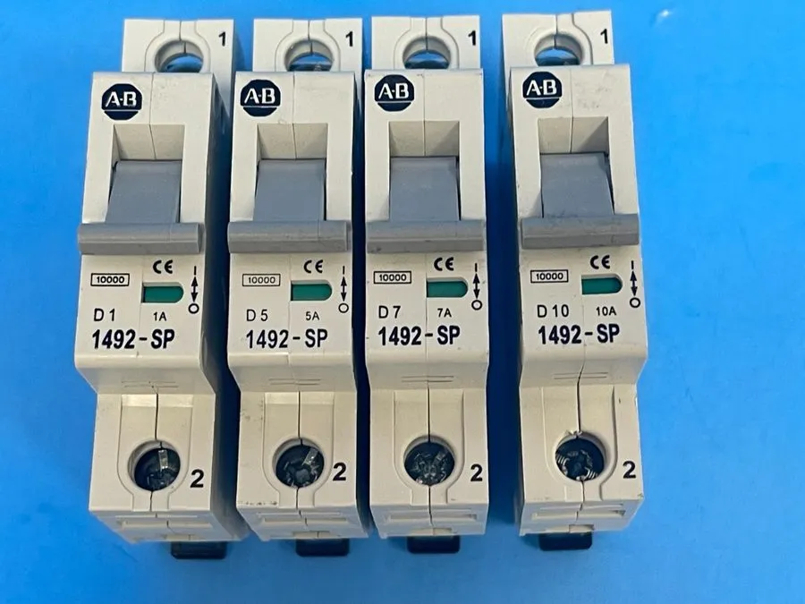 Автоматический выключатель Allen Bradley 1492-SP1 (D1,D5,D7,D10) 1-Pole, D-Curve
