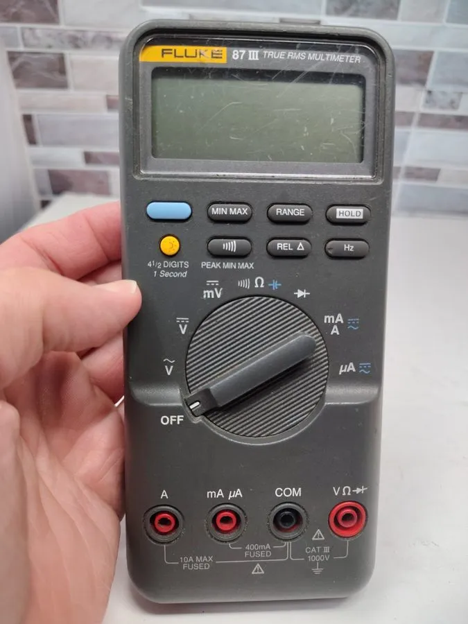 Мультиметр Fluke 5140033 87V MAX True-RMS Digital Multimeter IP67 1000V CAT III — фото лота 2