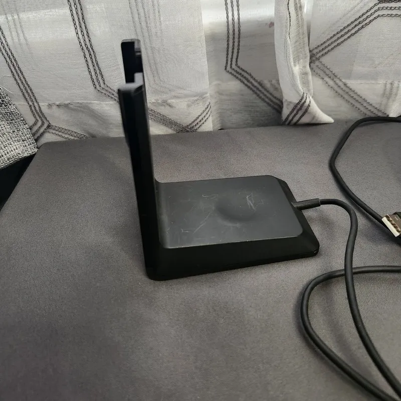 VoIP-шлюз Plantronics Voyager Focus UC B825 Headset USB Charging Stand Base Dock