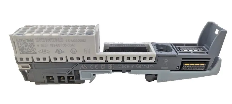 Модуль ввода-вывода SIEMENS 6ES7193-6BP00-0DA0. SIMATIC ET 200SP, Base Unit BU15 — фото лота 1