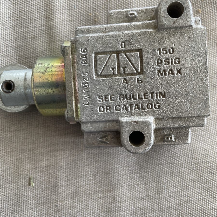 Пневмооборудование Parker CW1325 Pneumatic Roller — фото лота 1