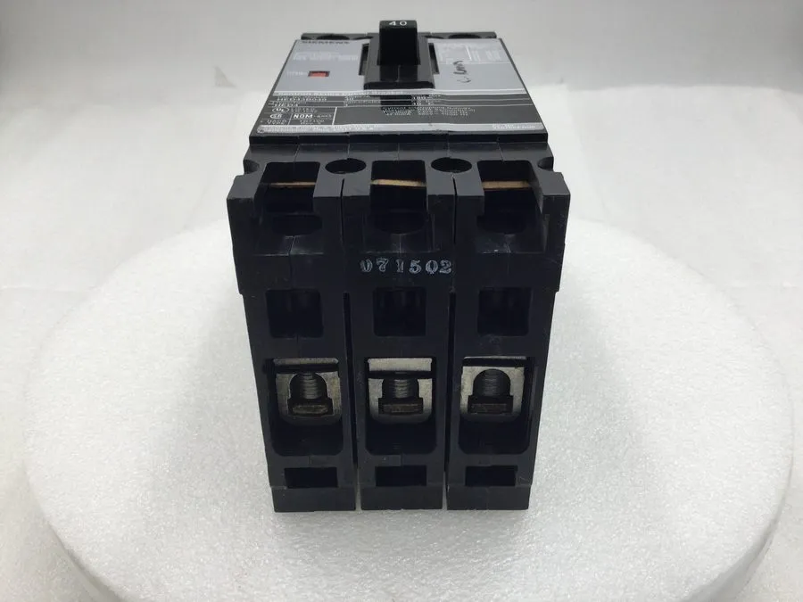 Автоматический выключатель Siemens HED43B040 Circuit Breaker Sentron Series HED4