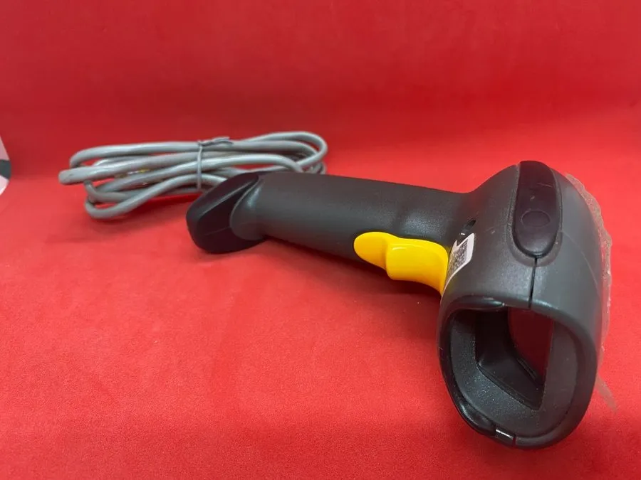 Сканер штрих-кода Zebra (DS4208) Handheld 2D Omnidirectional Barcode Scanner