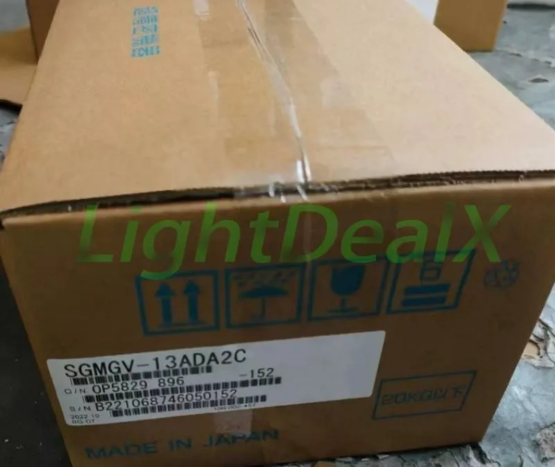 Серводвигатель YASKAWA SGMGV-13ADA2C Servo Motor
