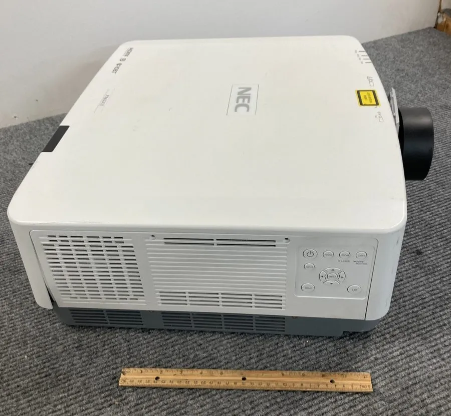 Проектор NEC NP-PA653UL 6,500 Lumen Laser Projector w/ NP41ZL Zoom Lens