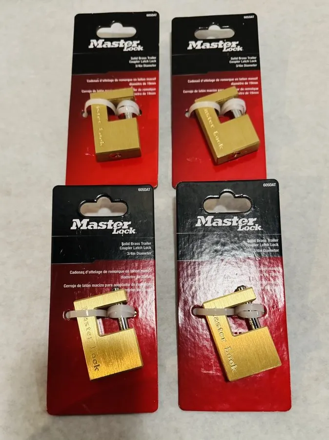 Такелажная скоба Master Lock 605DAT 3/4"Dia Brass Trailer Coupler Latch Lock w/S — фото лота 1