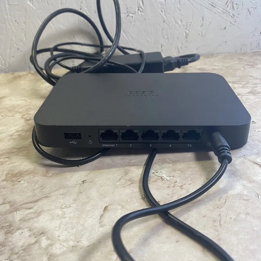 Маршрутизатор Cisco Meraki Z3-HW Z3 Teleworker Gateway WiFi 5 VPN Router Firewal — фото лота 2