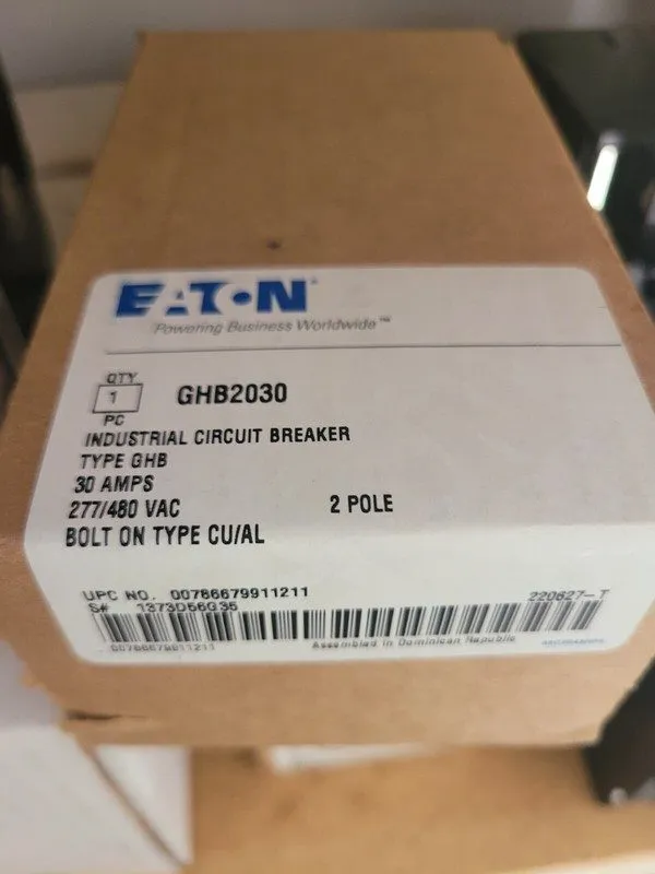 Автоматический выключатель Westinghouse GHB2030 2 Pole 30 Amp 277/480V Bolt on C