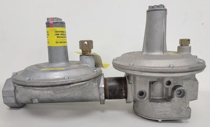 Трубопроводная арматура MAXITROL 325-7AL210D 1-1/2" NPT OPD Gas Regulator Limite