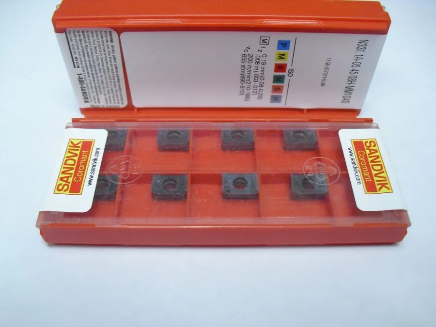 Режущий инструмент N331.1A 05 45 08H MM 1040 SANDVIK Insert