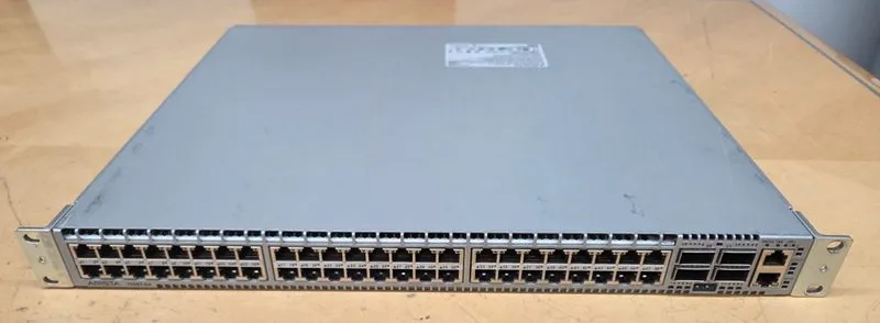 Коммутатор ARISTA 7050T-64 Switch DCS-7050T-64