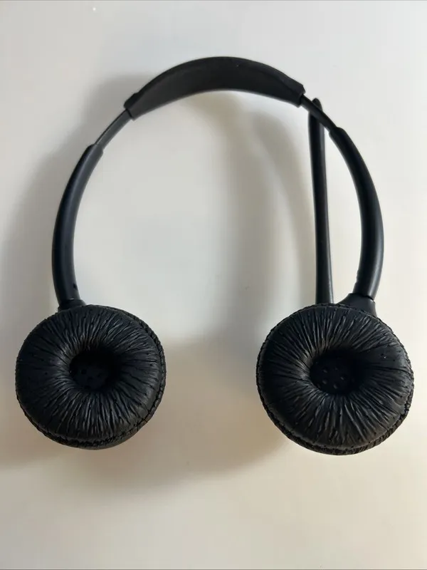 VoIP-шлюз Plantronics CS500XD Extreme Density Wireless Headset W/ Base Charger — фото лота 1