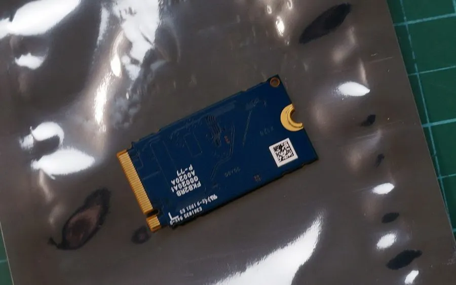 SSD-накопитель Toshiba Kioxia 256GB SSD PCIe NVMe M.2 01FR901 Solid State Drive 