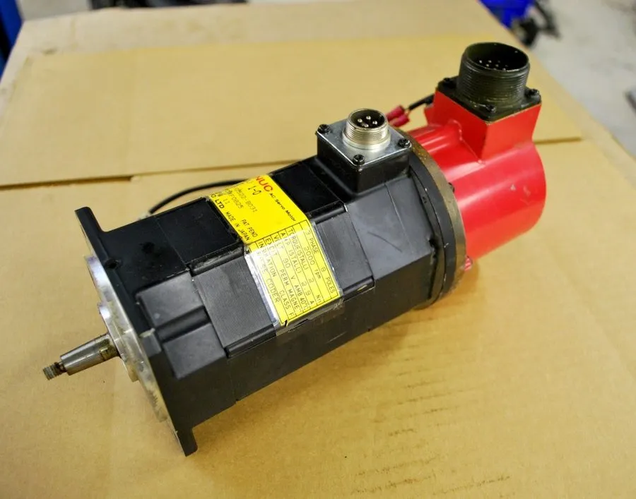 Серводвигатель Fanuc A06B-0522-B031 AC Servo Motor