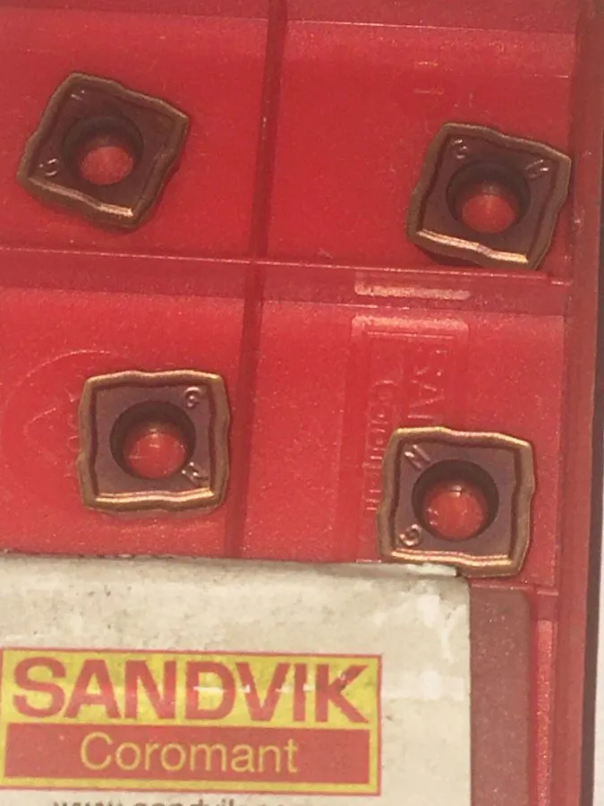 Режущий инструмент SANDVIK 880-05 03 05H-C GM 1004 DRILL INSERT — фото лота 1