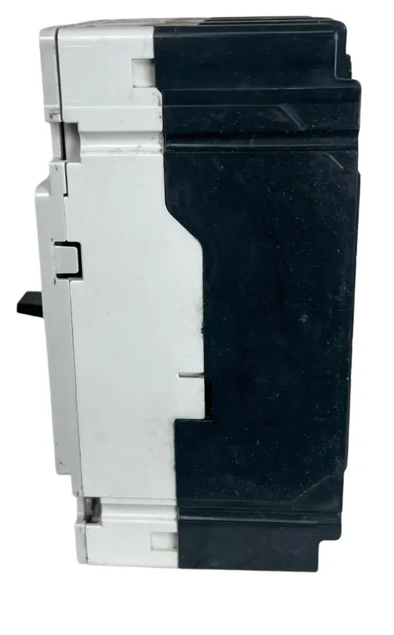 Автоматический выключатель Allen Bradley 140U-H2C3-C15 Molded Case Circuit Break
