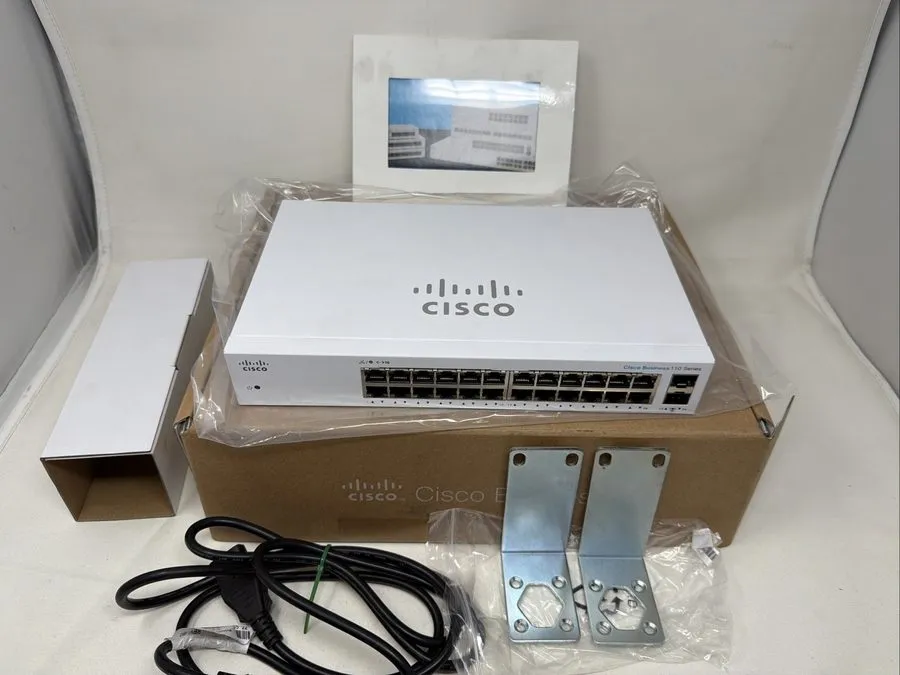 Коммутатор Cisco CBS110-24T Unmanaged 24-Port Gigabit Ethernet Switch