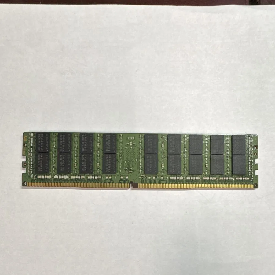 Модуль памяти Samsung 32GB PC4-2133P-RB2-12-DB1 ECC Registered RDIMM M393AK40BB2 — фото лота 2