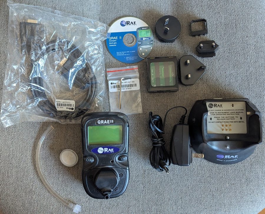 Газоанализатор RAE Systems QRAE II PGM-2400P Multi-Gas Detector w/ Charger As-Is