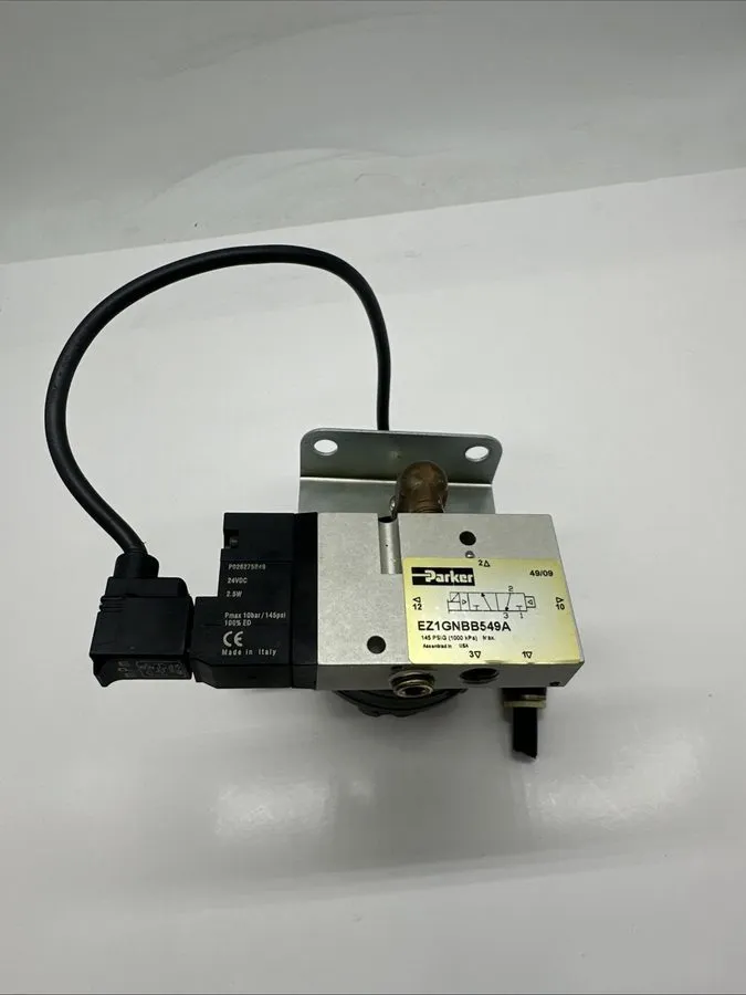 Электромагнитный клапан PARKER E21GNB549A Pneumatic Solenoid Valve w/ P3BA20812 