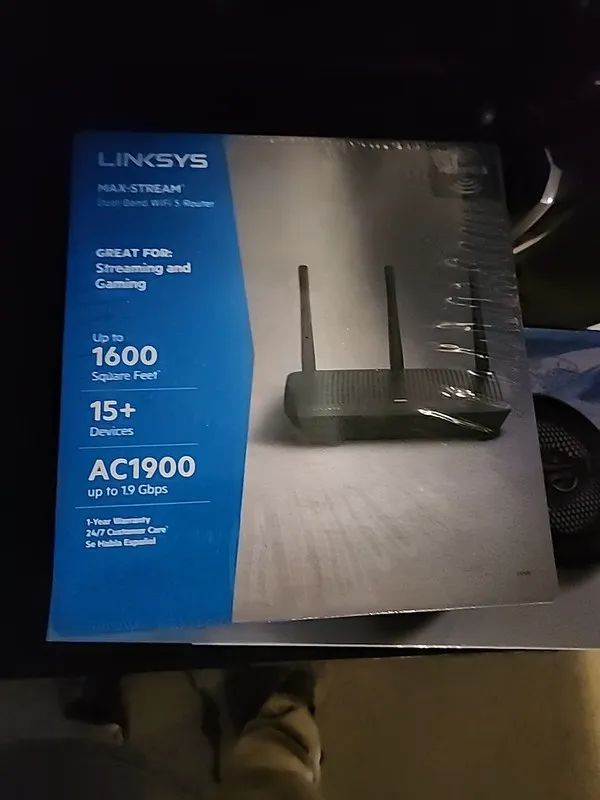 Маршрутизатор Linksys EA7430 Max Stream Dual Band WiFi 5 Router