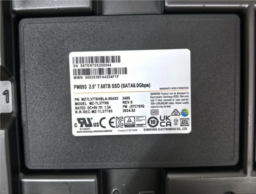 Samsung PM893 7.68TB SATA SSD 6Gb/s 2.5" 7mm Data Center SSD Enterprise