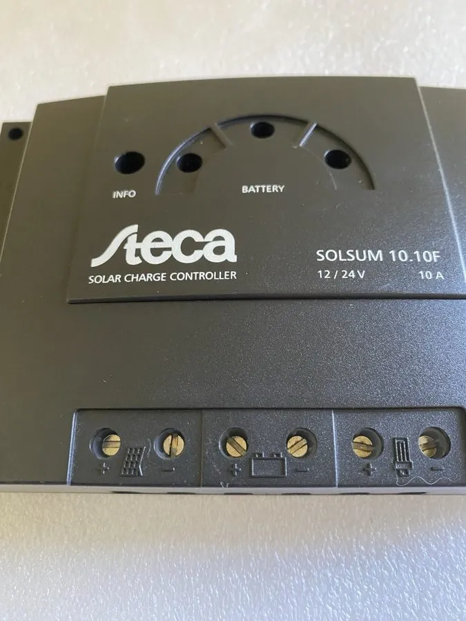 Аккумулятор Steca Solarix PRS SOLSUM 10.10F Solar Charge Controller. 12/24 Volt  — фото лота 1