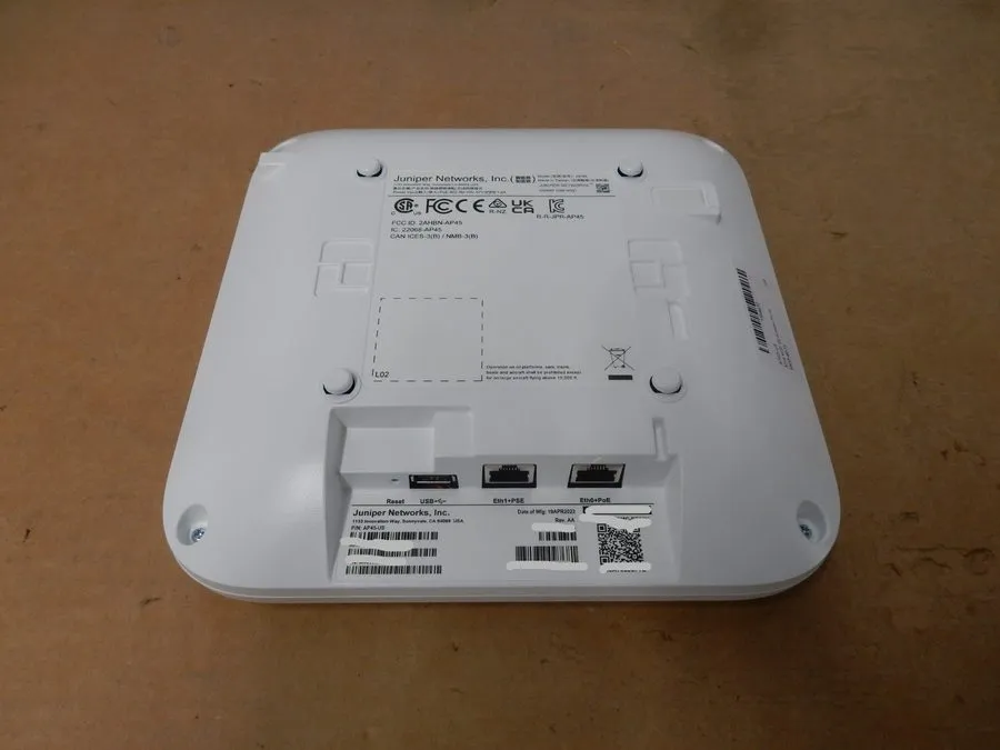 Точка доступа Wi-Fi JUNIPER Wi-Fi 6E Indoor Access Point 802.11ax Unclaimed AP45