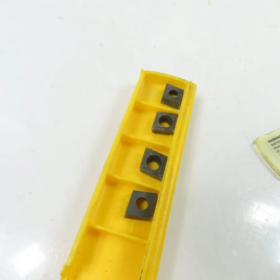 Режущий инструмент Kennametal CCMT3251LF 80° Carbide Turning Insert 3/8"
