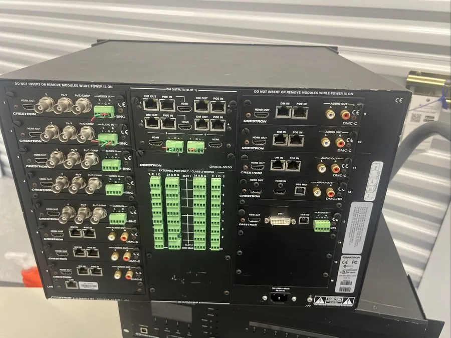 Видеокоммутатор Crestron DM-MD16X16-RPS DMCO-5530 DigitalMedia Switcher w/ input