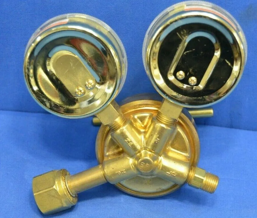 Трубопроводная арматура Helium / Nitrogen / Argon Gas Regulator Harris Model 425