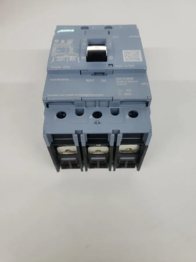 Автоматический выключатель 1 Siemens 3VA4195-5ED34-0AA0 3 Pole 15 Amp Circuit Br