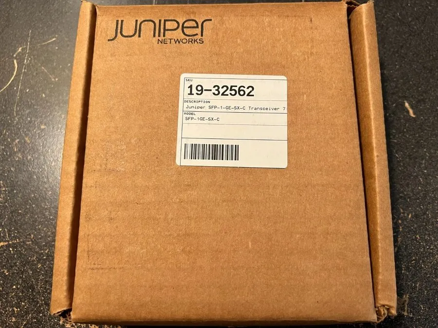 Трансивер Juniper 740-031851 1GB Base-SX LC Duplex SFP+ Transceiver SFP-1GE-SX-C