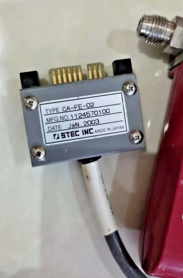 Контроллер Horiba STEC SEC-4400 MFC Mass Flow Controller 300 SCCM SiH4 Gas CA-FE — фото лота 2