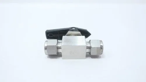 Клапан Swagelok SS-43GS6 3/8" ball valve