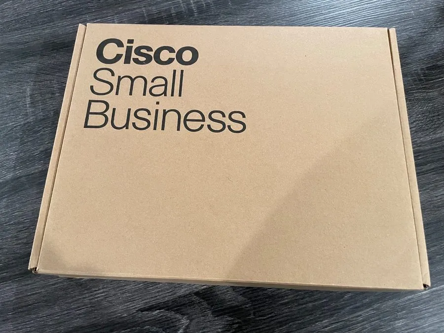 IP-телефон Cisco SPA 504G 4-Line, 2-Port Switch PoE IP Phone