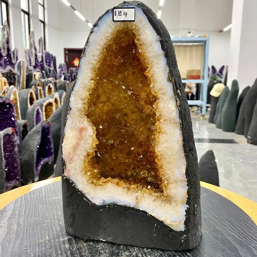 Лабораторный прибор 19.36LB TOP Scarce Natural color ghost quartz carved crystal