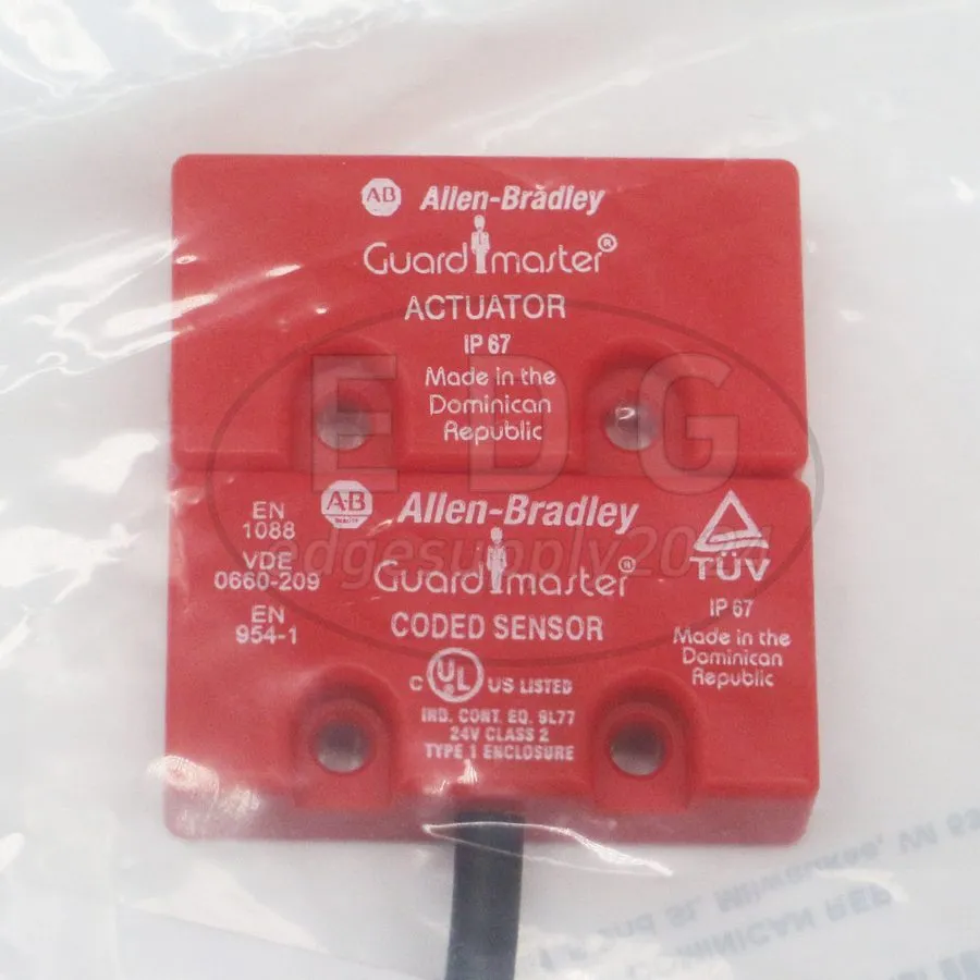 Реле безопасности Allen-Bradley 440N-Z2NRS1C Guardmaster 440N Non Contact Switch