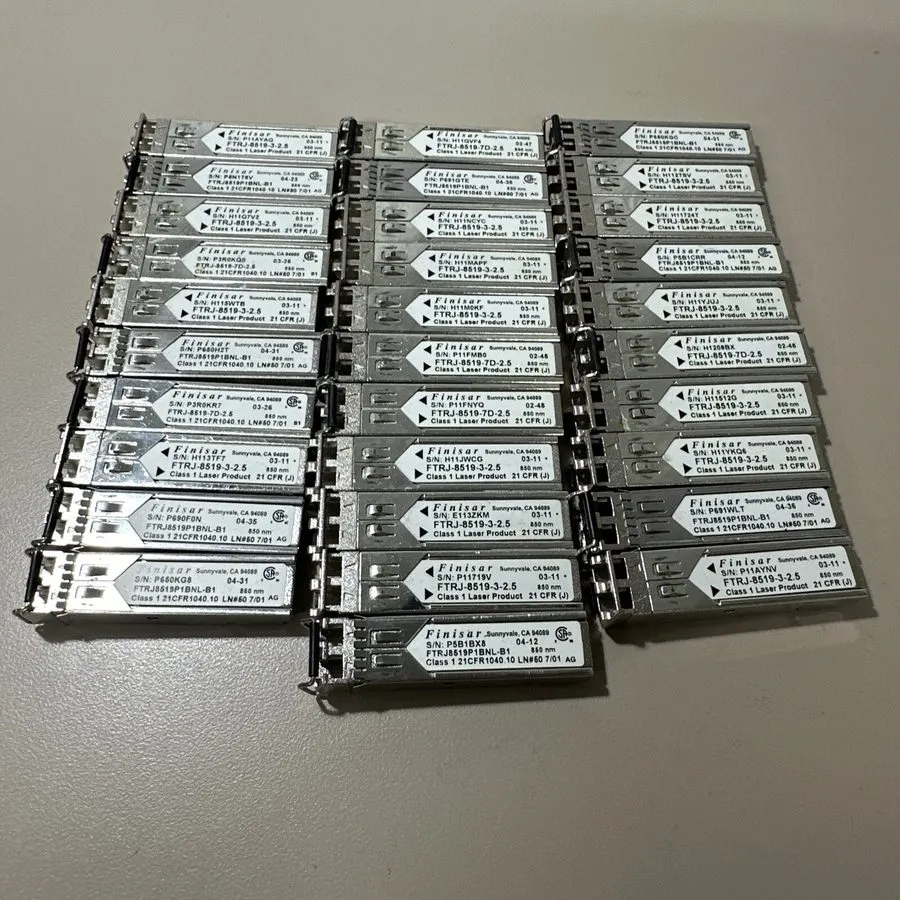 Трансивер Finisar FTRJ8519P1BNL-B1 850nm SFP Fiber Transceiver