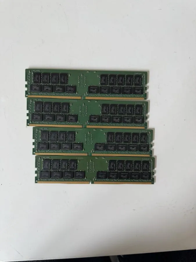 Модуль памяти 2x 32GB SK hynix PC4 ECC 2Rx4 2400T-RB1-11 64GB Total HMA84GR7MFR4