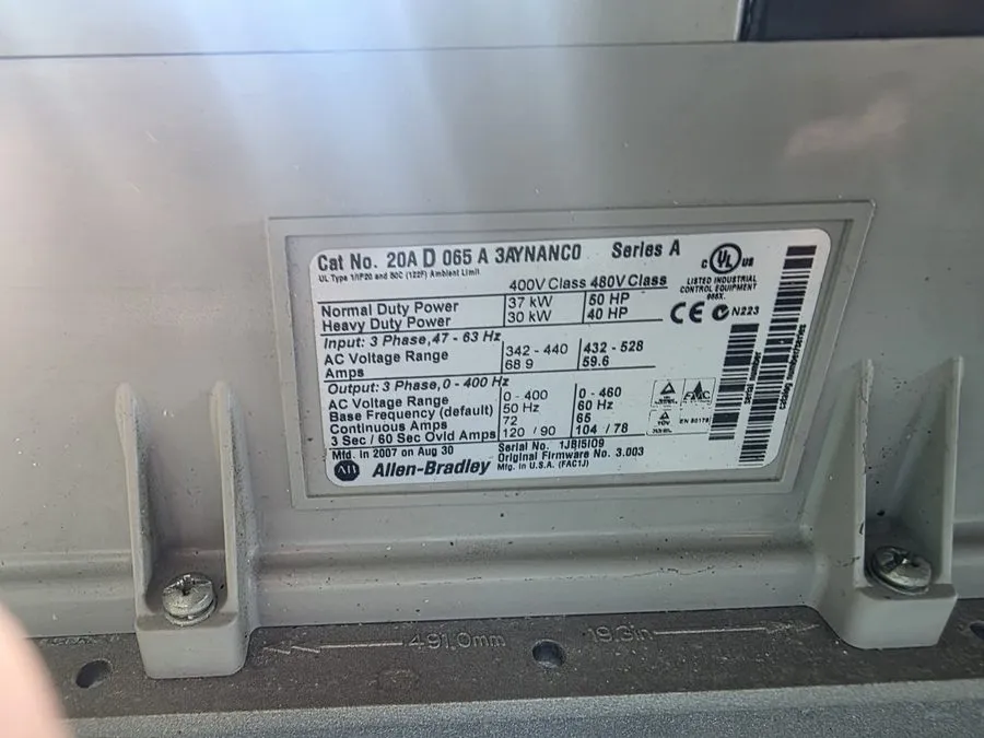 Частотный преобразователь Allen-Bradley PowerFlex 70 20AD065A3AYNANC0 50HP 480V 