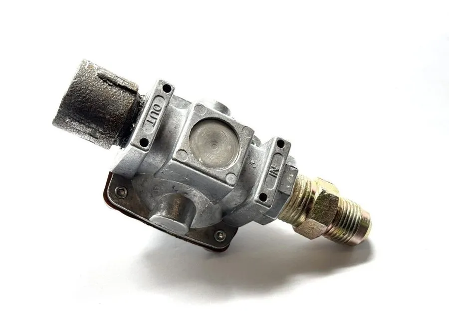 Трубопроводная арматура Miele Gas Pressure Regulator 8221330 OO1051 — фото лота 2