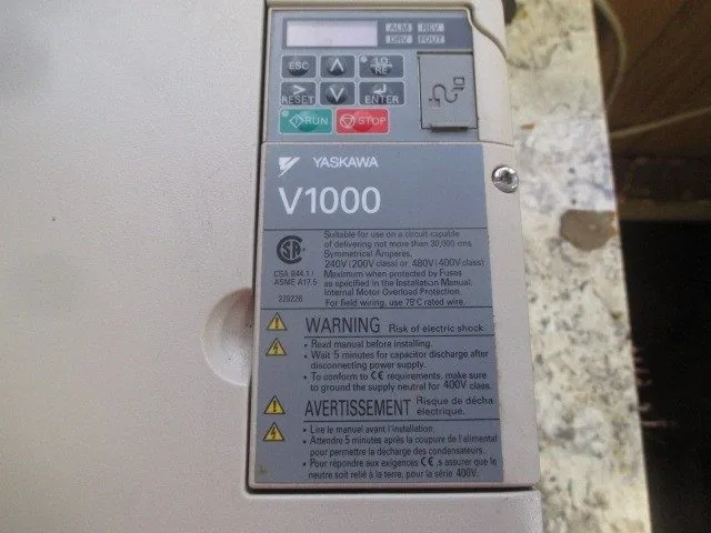 Частотный преобразователь Yaskawa CIMR-VU2A0069FAA AC Drive V1000 240 VAC 25 HP